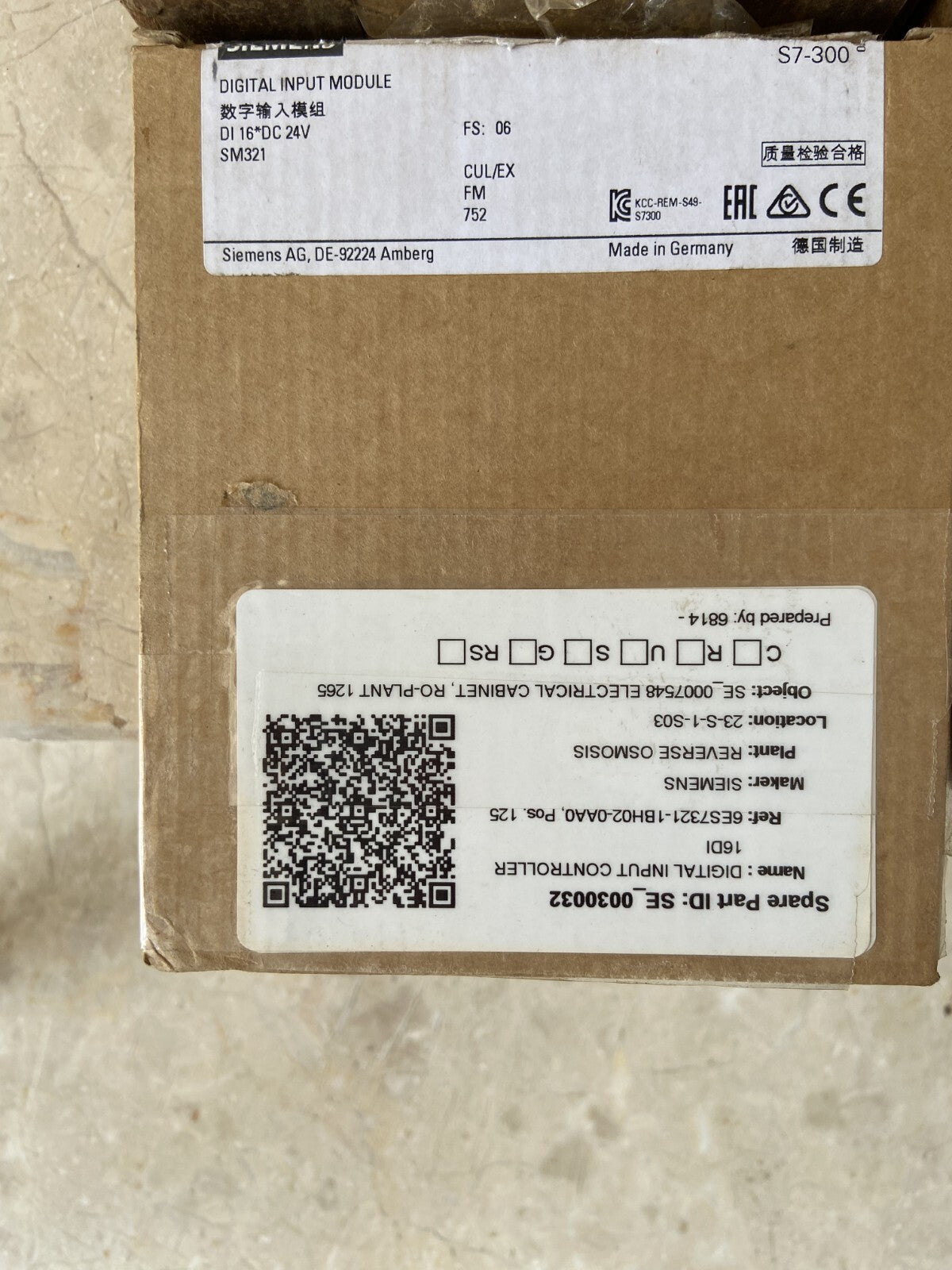 SIEMENS 3x 6ES7 322-1BH01-0AA0,  2x 6ES7 321-1BH02-0AA0, 1x 6ES7 331-7KF02-0AB0