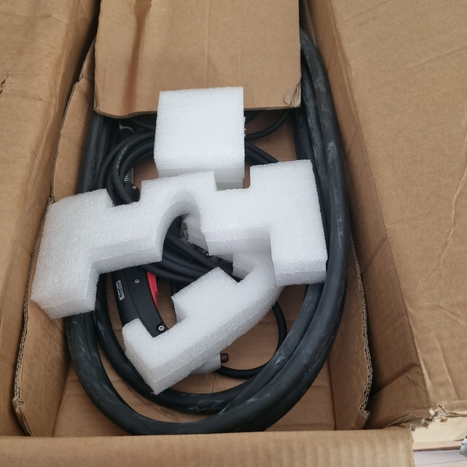 WILHELMSEN UNITOR UPC-310 ML PLASMA CUTTER W/SHOWN ACCESORIES-1