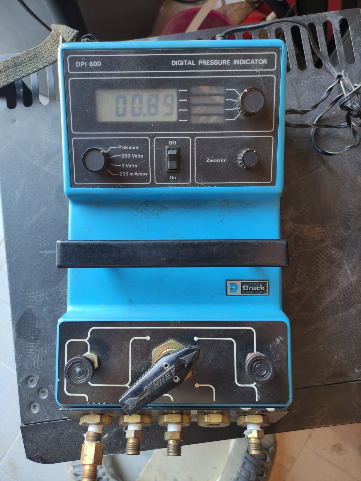 Druck/GE DPI 600 Digital Pressure Indicator/Calibrator