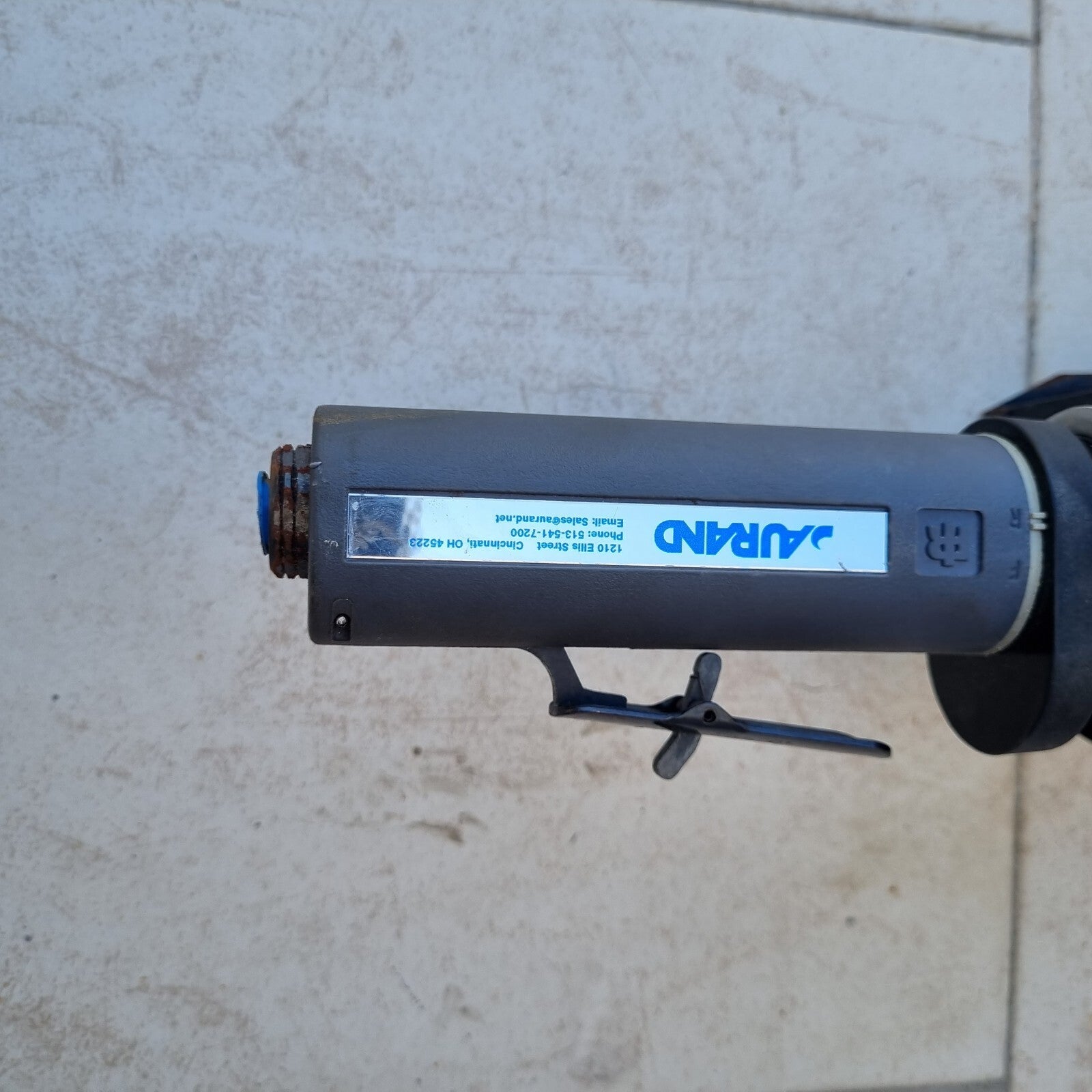 Aurand - KP5EV Pneumatic 8" Surface Scaler, Vac -1