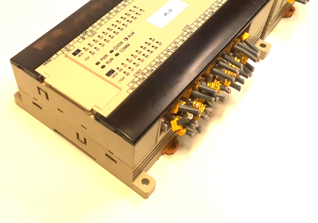 OMRON PLC SYSMAC CPM1A AND EXPANSION MODULE 20EDR (A2)