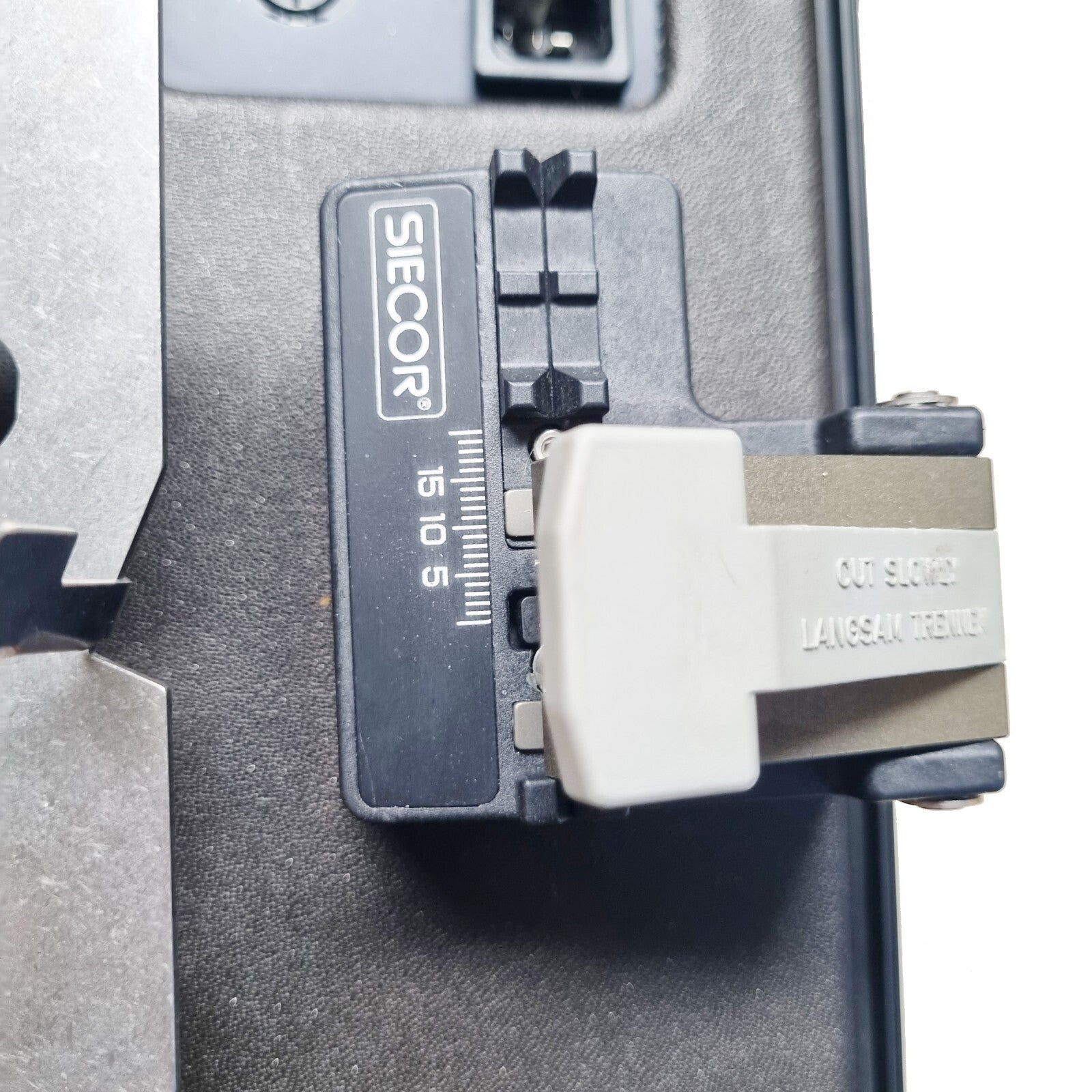 SIECOR X77 Fusion Splicer w/shown accessories