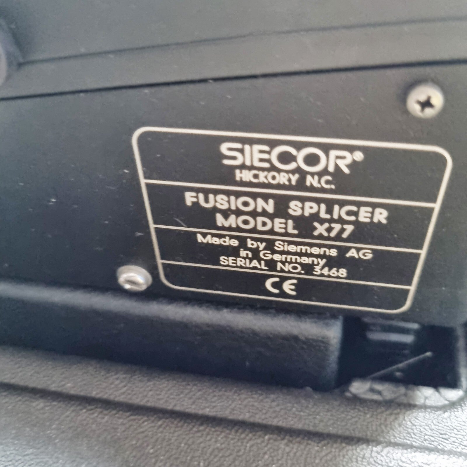 SIECOR X77 Fusion Splicer w/shown accessories-3