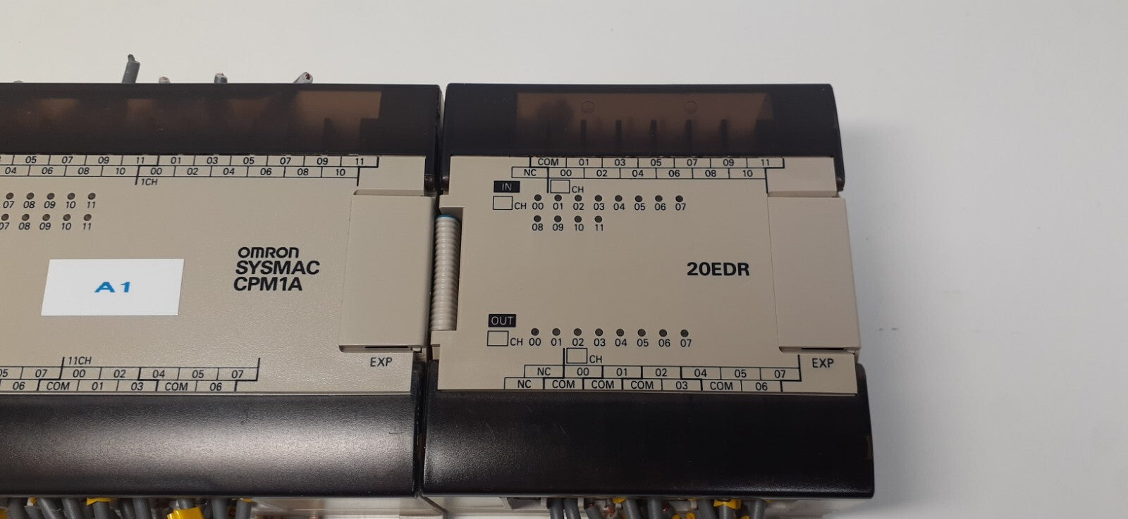 OMRON PLC SYSMAC CPM1A AND EXPANSION MODULE 20EDR ( (A1)